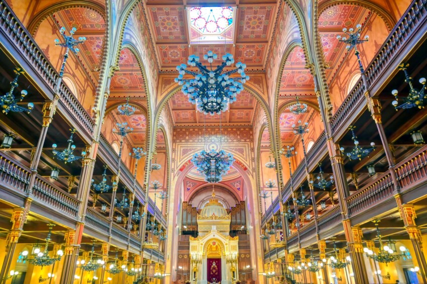 guided tour synagogue budapest